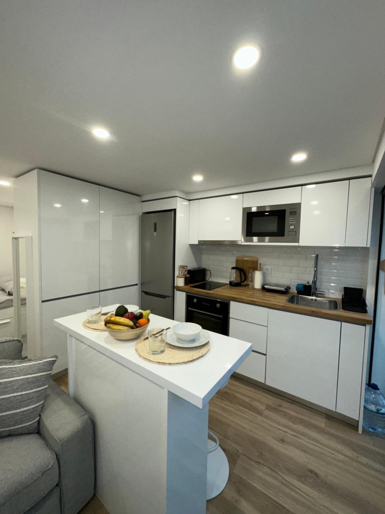 Estudio Novo - Fantastico T0 Porto Exterior photo